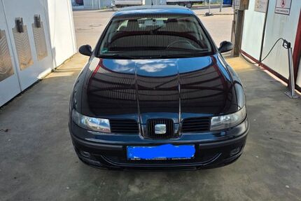 Seat Leon 177.782 km 2.650 &euro; Kornwestheim 70806