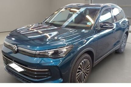 VW Tiguan 8.312 km 36.599 &euro; Krefeld 47805