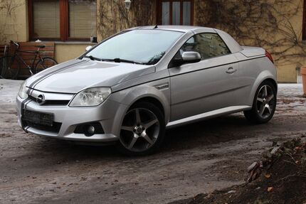 Opel Tigra 124.600 km 2.399 &euro; Berlin 10317