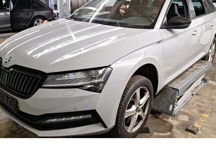 Skoda Superb 72.000 km 34.690 &euro; Bensheim 64625