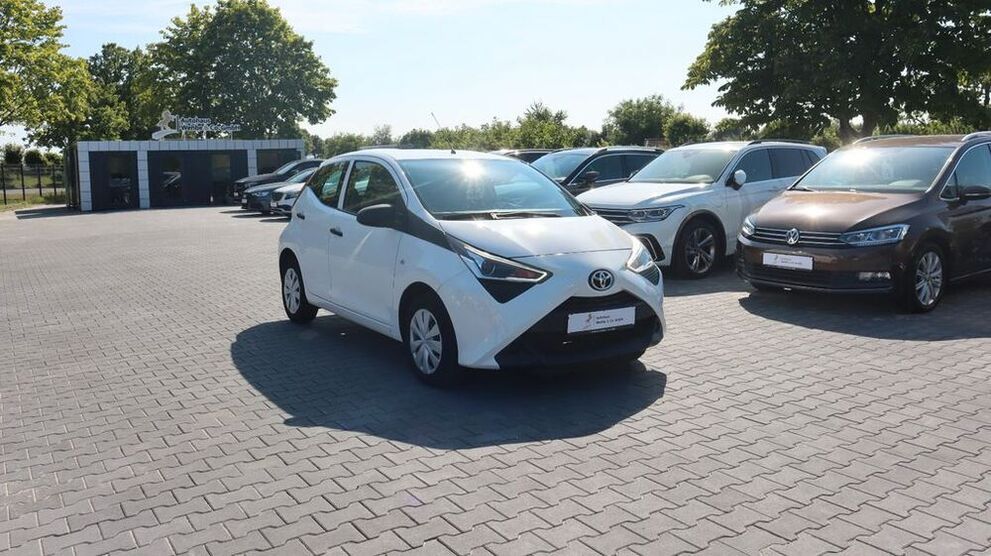 Aygo (X)