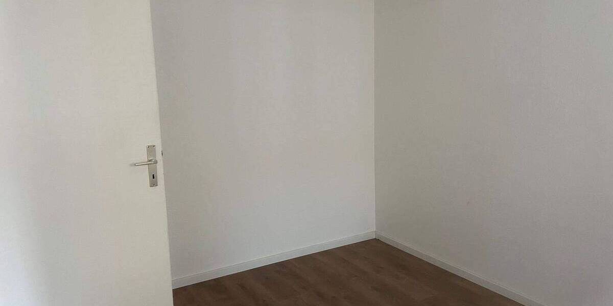 Etagenwohnung Halle (Saale) Innenstadt - 2 Zimmer, 52 m&sup2;, 472&euro; | Angebot:26891628