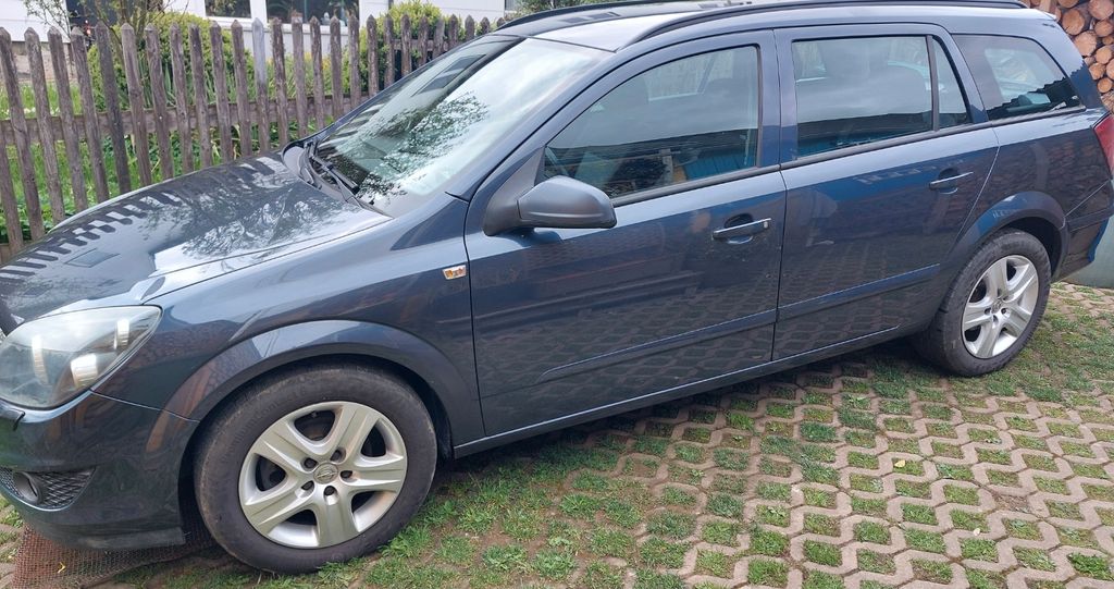 Opel Astra 174.500 km 2.700 &euro; Naila 95119