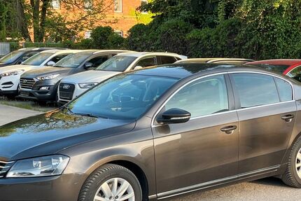 VW Passat 157.728 km 8.999 € Berlin 13127