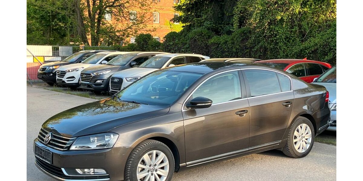 VW Passat 157.728 km 8.999 € Berlin 13127
