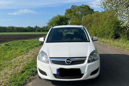 Opel Zafira 114.945 km 8.200 &euro; Adendorf 21365
