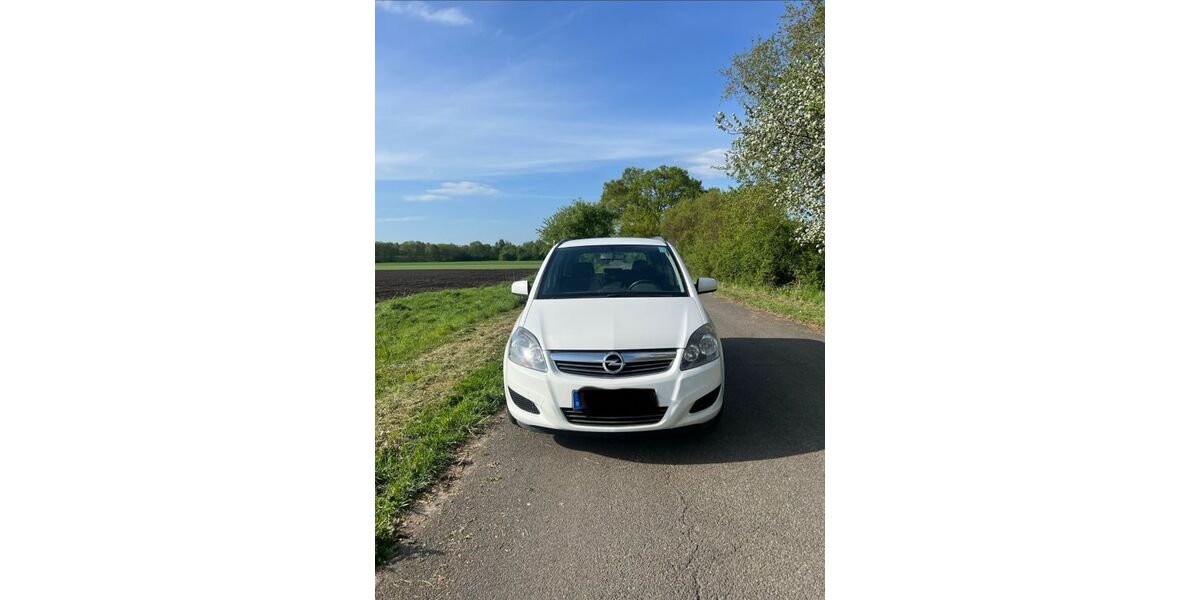 Opel Zafira 114.945 km 8.200 &euro; Adendorf 21365