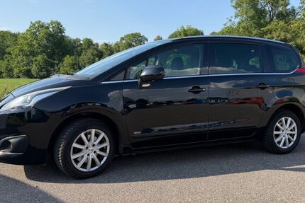 Peugeot 5008 157.367 km 7.500 &euro; Jöhlingen 75045