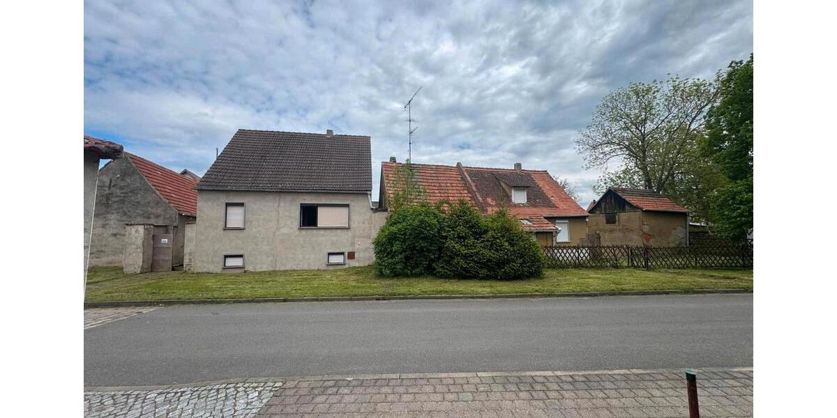 Einfamilienhaus Sömmerda - 8 Zimmer, 110 m&sup2;, 150.000&euro; | Angebot:27068384