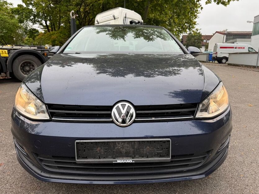 VW Golf 162.357 km 9.600 € Emmering 82275