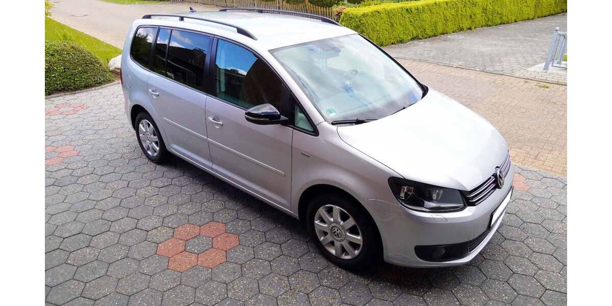 VW Touran 166.390 km 8.200 &euro; Wittmund 26409