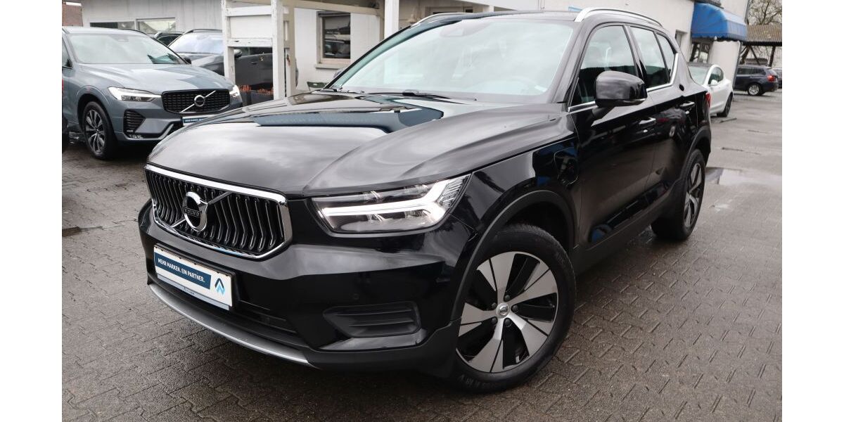 Volvo XC40 28.403 km 26.985 &euro; Darmstadt 64291