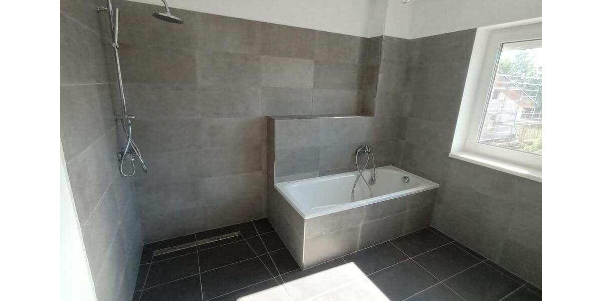 Doppelhaushälfte Wewelsfleth - 4 Zimmer, 130 m&sup2;, 1.350&euro; | Angebot:26193447