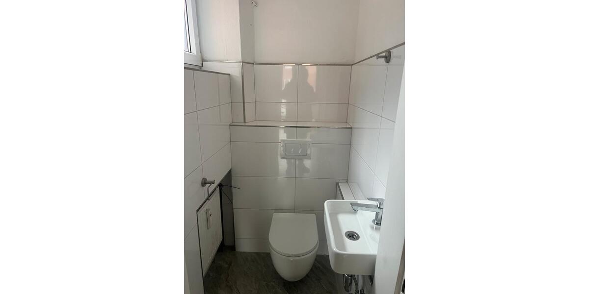 Etagenwohnung Nordenham - 4 Zimmer, 102 m&sup2;, 600&euro; | Angebot:25641830