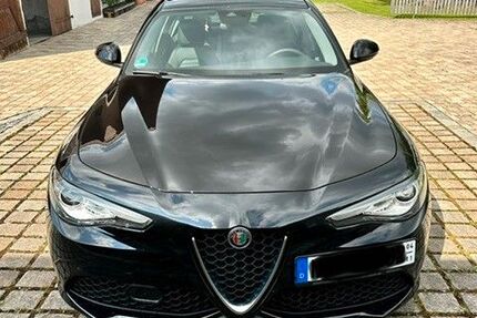 Alfa Romeo Giulia 83.000 km 26.900 &euro; Holzkirchen 83607