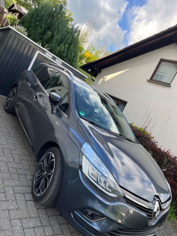 Clio