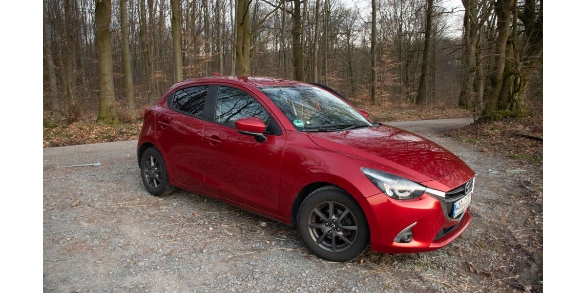 Mazda 2 82.288 km 10.699 &euro; Borgentreich 34434