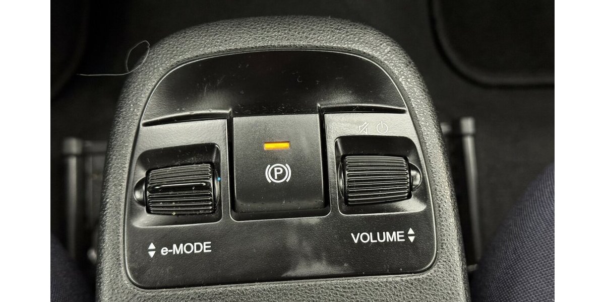 Fiat 500e Action CarPlay Android Automatik 1.Hand 32.900 km 11.890 &euro; Lich 35423