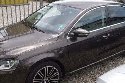 VW Passat 124.500 km 10.990 € Radolfzell 78315