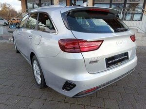Kia Ceed SW / ceed SW CEED SW 1.5T 140 DCT7 VIS KOMF+ 16.822 km 22.990 &euro; Höhenkirchen-Siegertsbrun 85635