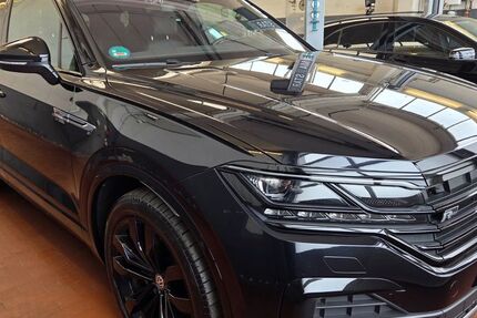 VW Touareg 16.500 km 55.950 &euro; Pulheim 50259