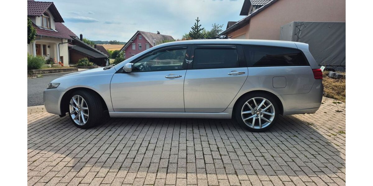 Honda Accord 152.000 km 7.750 &euro; Ravenstein 74746