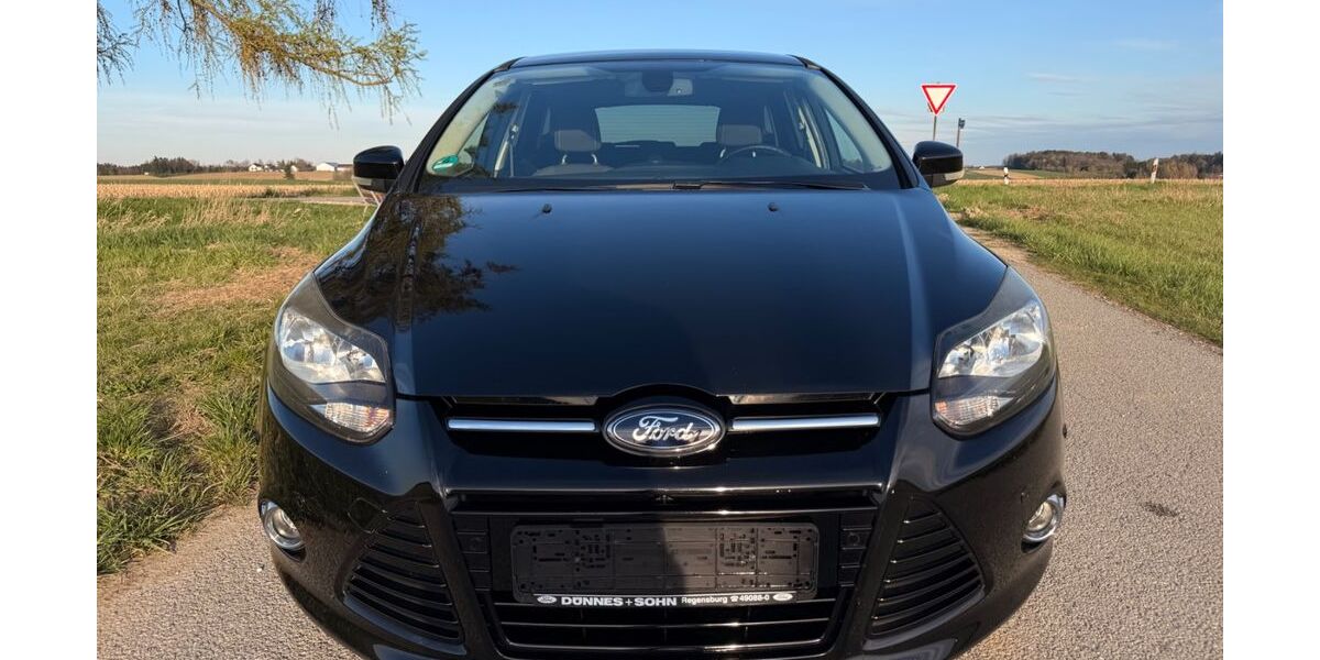 Ford Focus 98.000 km 5.900 &euro; Freising 85356