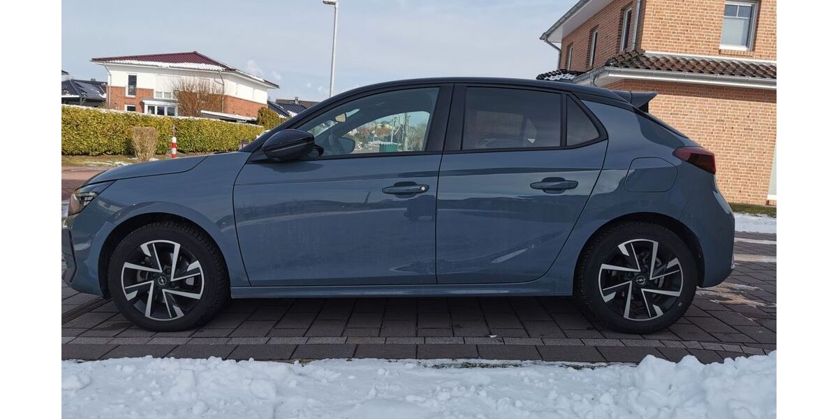 Opel Corsa 23.000 km 18.200 &euro; Stade 21683