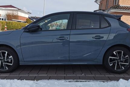 Opel Corsa 23.200 km 18.100 &euro; Stade 21683