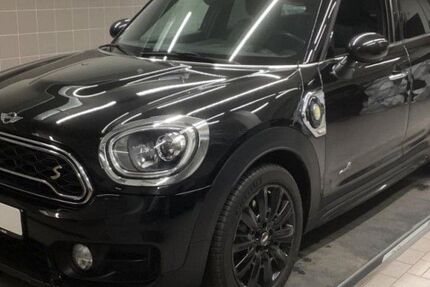 Mini Cooper SE Countryman 98.911 km 19.450 &euro; Diez 65582