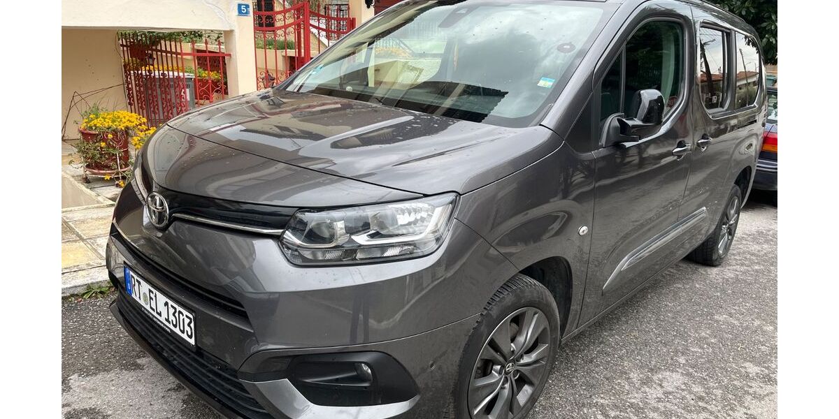 Toyota Proace City 68.000 km 28.600 &euro; Reutlingen 72766