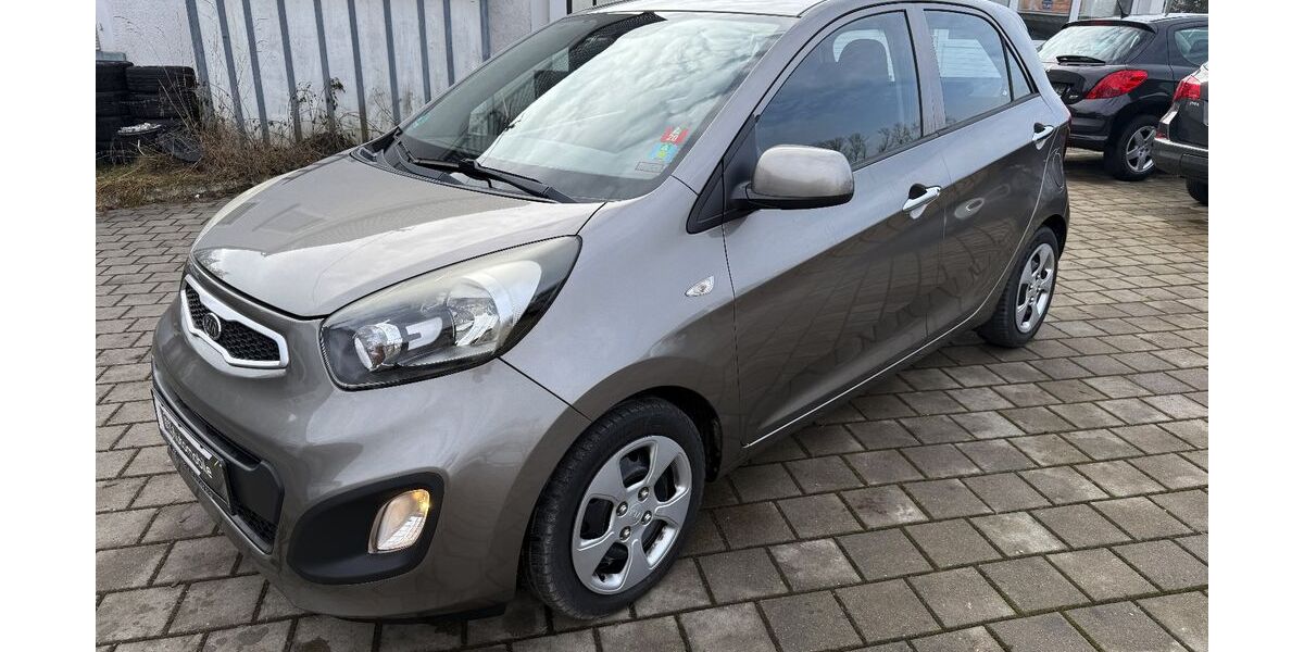 Kia Picanto 118.000 km 3.390 &euro; ERTINGEN 88521