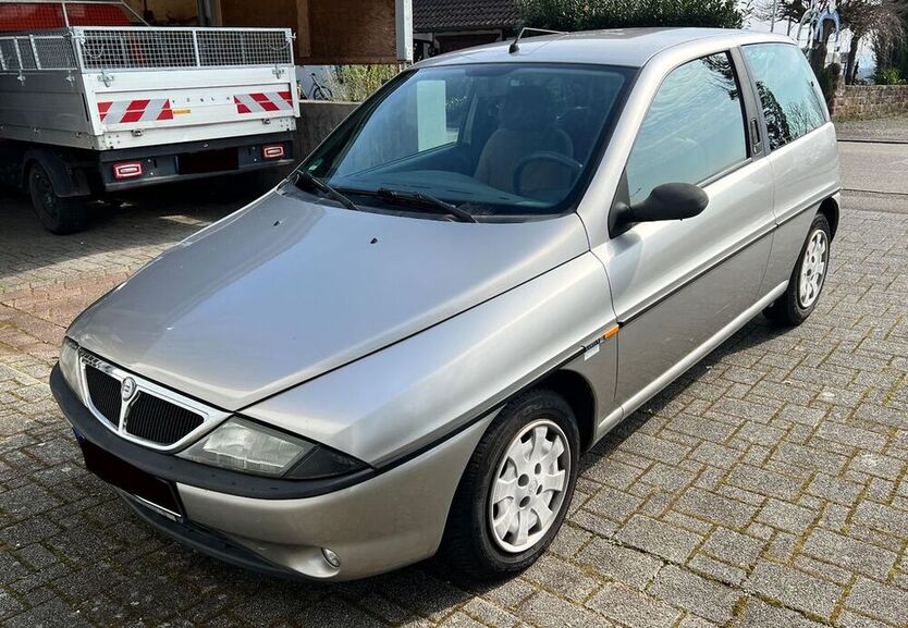Ypsilon