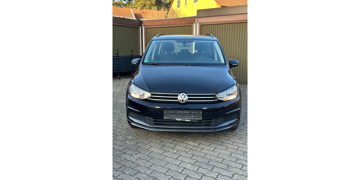 VW Touran 31.000 km 22.900 &euro; Nürnberg 90469
