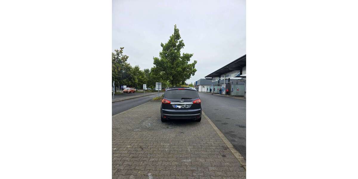 Ford S-Max 365.000 km 6.200 &euro; Leverkusen 51379