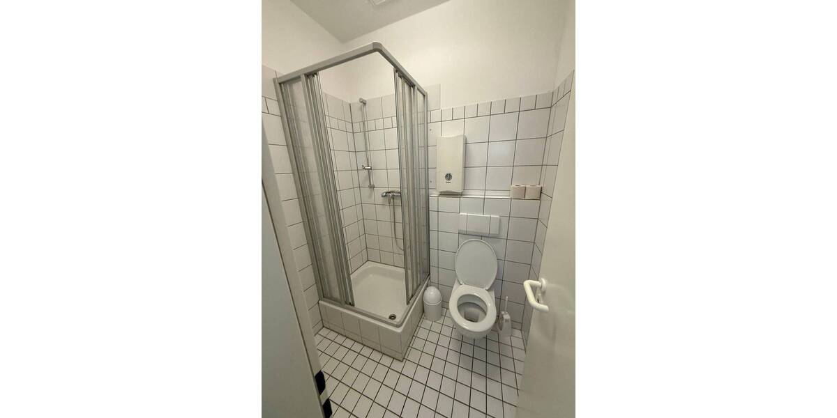 Gewerbeobjekt Braunschweig Innenstadt - 3 Zimmer, 111 m&sup2;, 760&euro; | Angebot:26450978