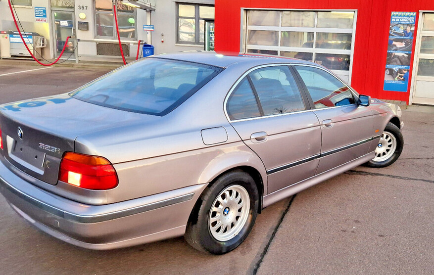 E 39 Limousine
