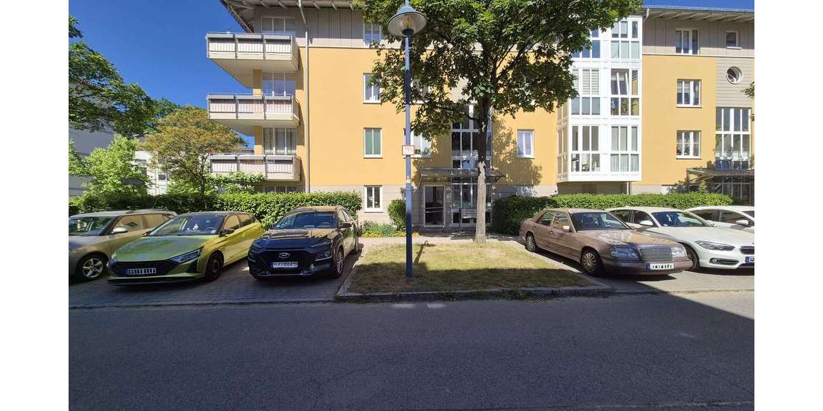 Etagenwohnung Dresden Klotzsche - 2 Zimmer, 52 m&sup2;, 149.000&euro; | Angebot:26841991