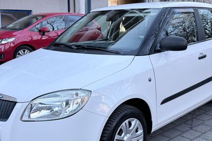 Skoda Fabia 84.854 km 4.980 &euro; BERLIN 13409