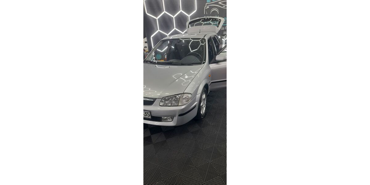 Mazda 323 120.000 km 4.200 &euro; München 80796
