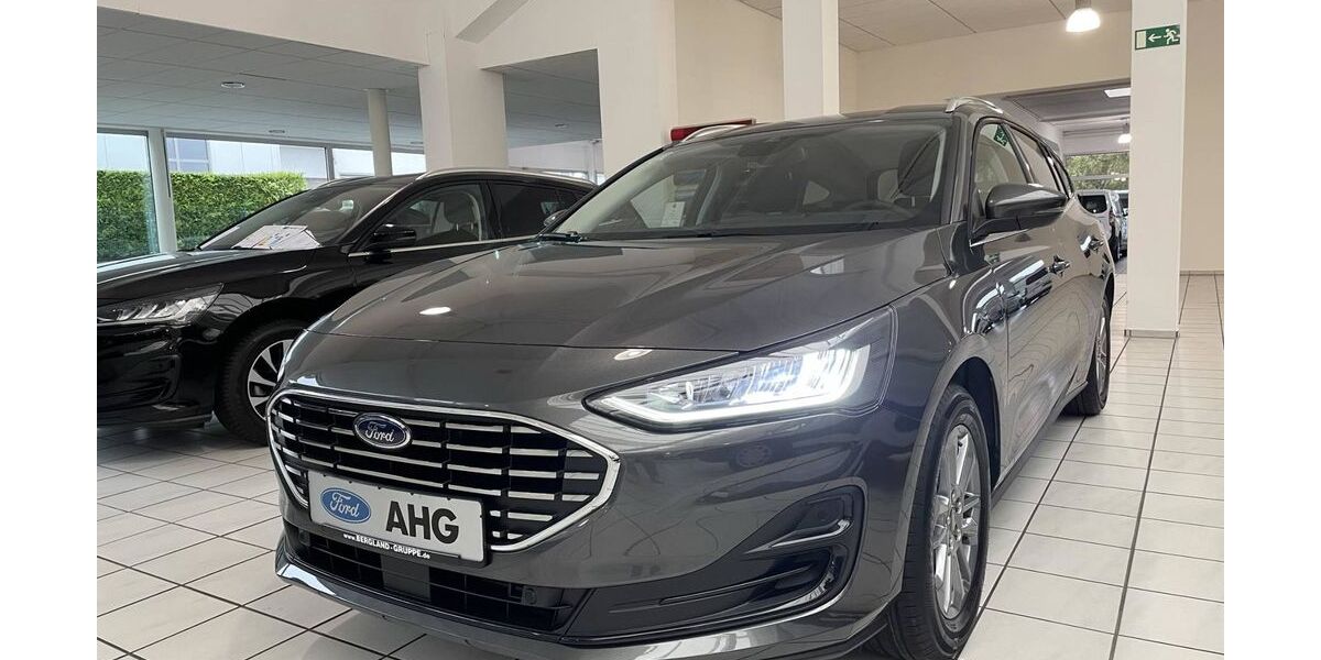 Ford Focus 3.000 km 28.790 &euro; Hennef (Sieg) 53773