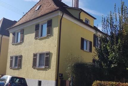 Haus Kornwestheim - 7 Zimmer, 160 m&sup2;, 2.050&euro; | Angebot:25363251