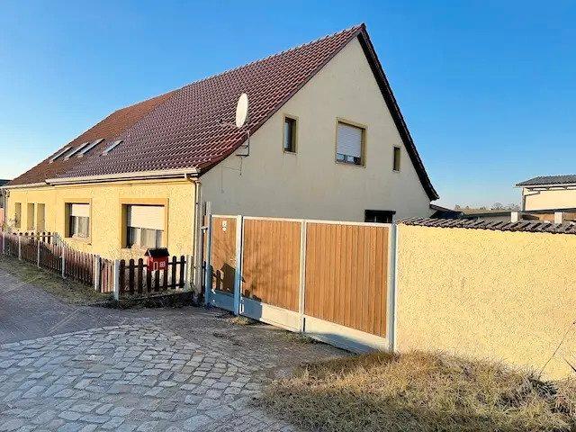 Doppelhaushälfte Joachimsthal - 4 Zimmer, 149 m&sup2;, 200.000&euro; | Angebot:27496996