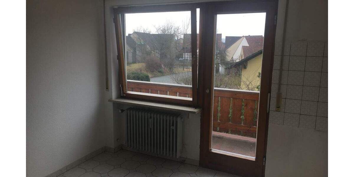 Etagenwohnung Bad Staffelstein Unterzettlitz - 4 Zimmer, 120 m&sup2;, 750&euro; | Angebot:25567846