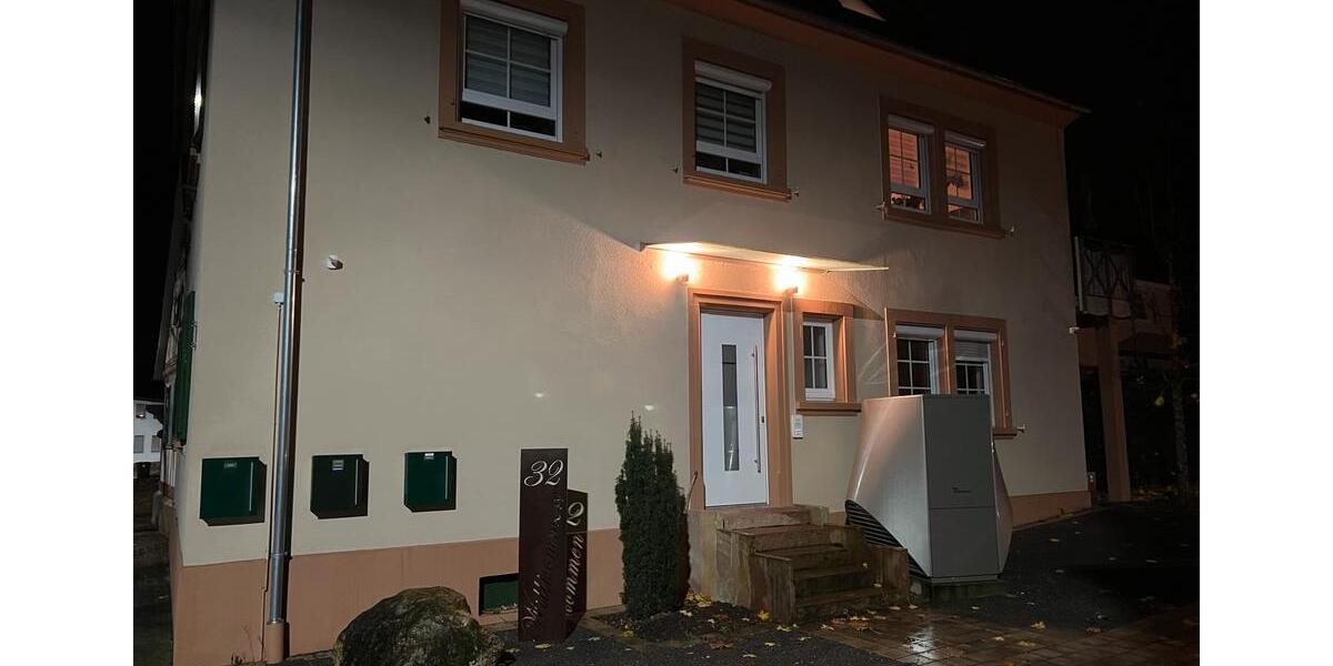Etagenwohnung Wörth am Rhein - 4 Zimmer, 111 m&sup2;, 1.500&euro; | Angebot:25045802