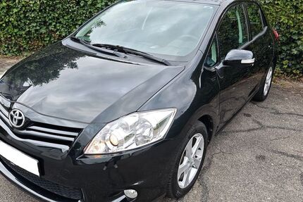 Toyota Auris 133.554 km 6.400 &euro; Walldorf 69190