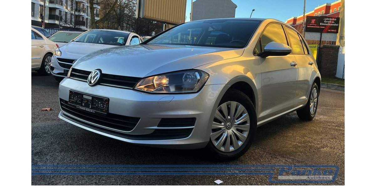 VW Golf VII BMT*Navi*Tempo*SHZ*Tel.*Touch* 120.529 km 9.990 &euro; Berlin 13187