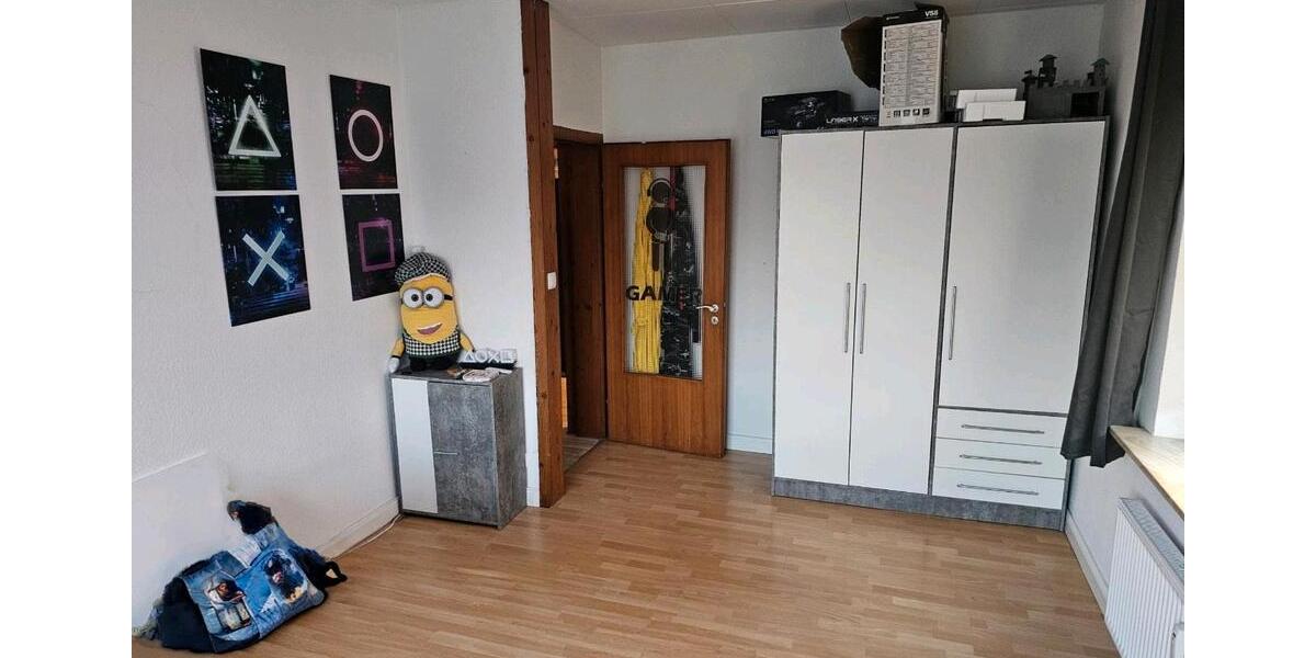 Erdgeschoßwohnung Bad Segeberg - 5 Zimmer, 150 m&sup2;, 1.650&euro; | Angebot:25396986