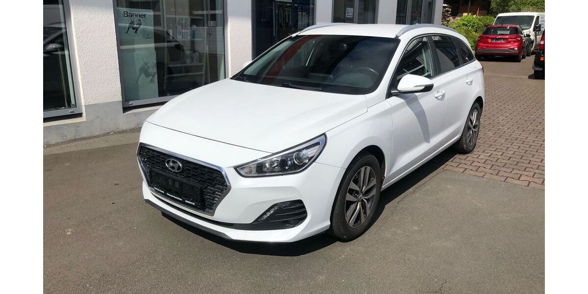 Hyundai i30 81.000 km 15.950 &euro; Oberzent - Beerfelden 64760