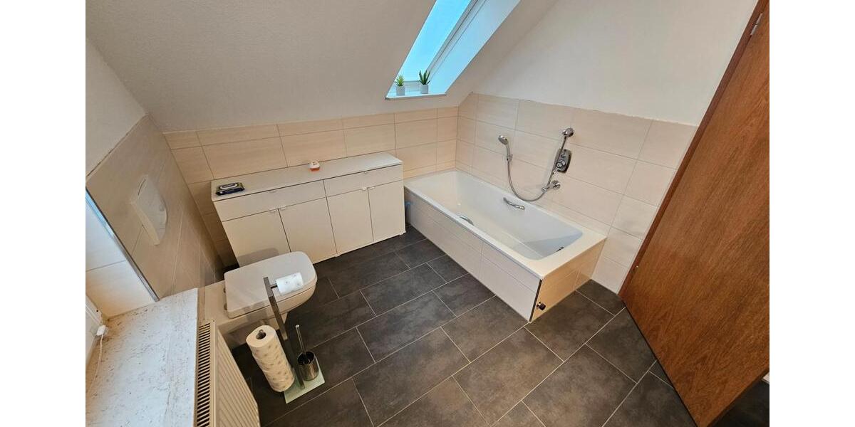 Mehrfamilienhaus, Wohnhaus Lemgo - 6 Zimmer, 260 m&sup2;, 450.000&euro; | Angebot:26366181
